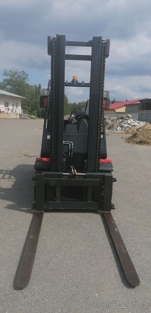 LINDE E48P AKU boční posuv - 4