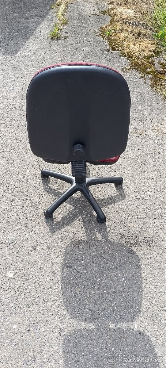 Prodám otočnou židli - 4