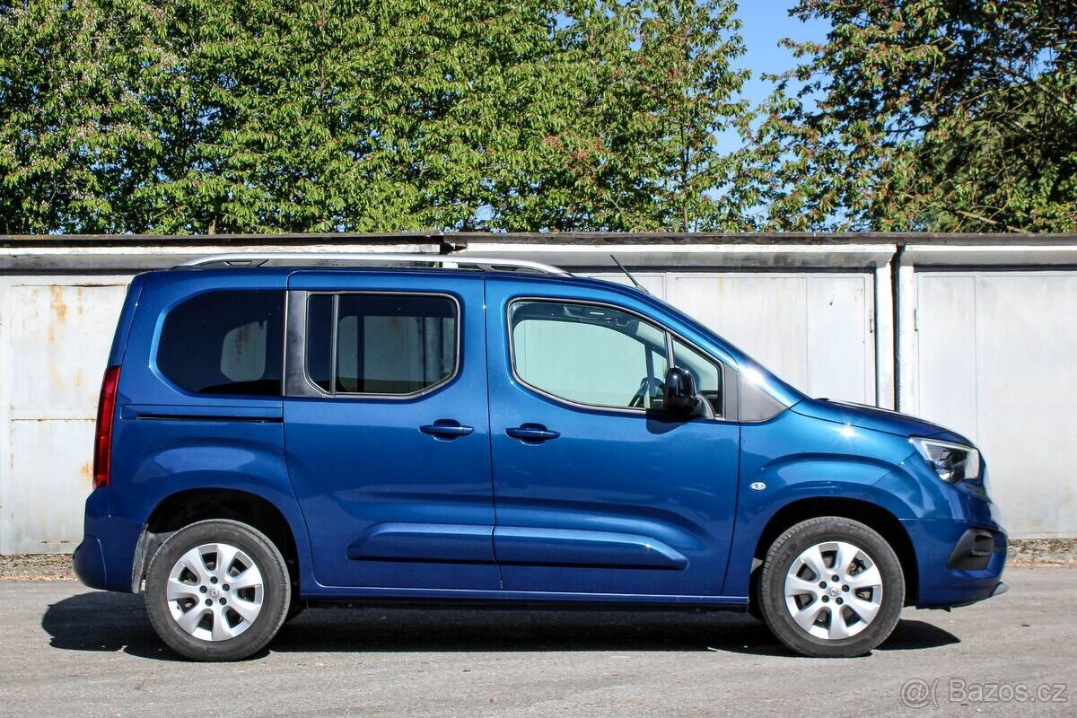 Opel Combo 1.5 CDTI Elegance Plus AT8 - 4