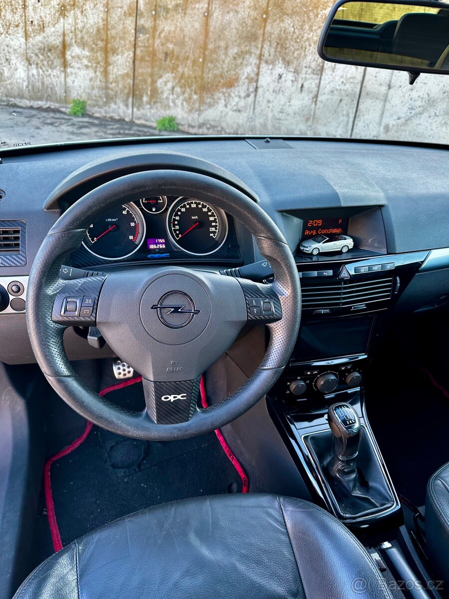 Opel Astra TWINTOP (OPC line) - 4