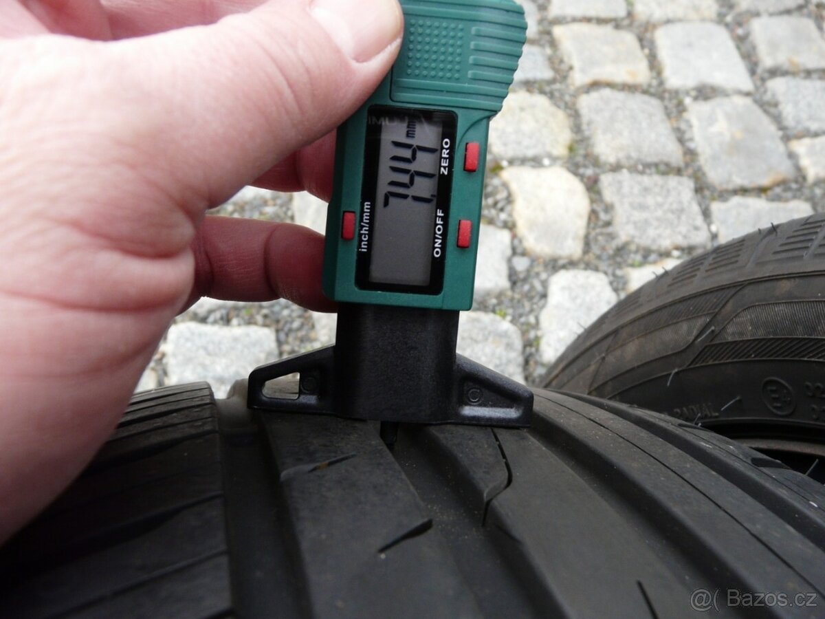 LETNÍ PNEU + DISKY FORD 195/50R15 - 4