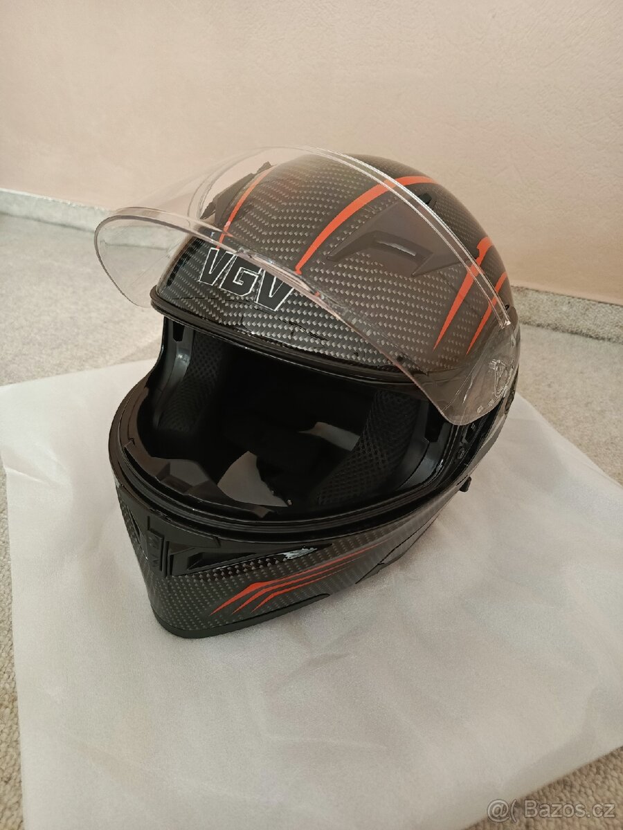 Výklopná helma - 4