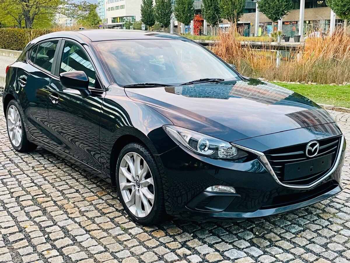 Mazda 3 1.5i 74KW BENZIN MANUÁL - 4