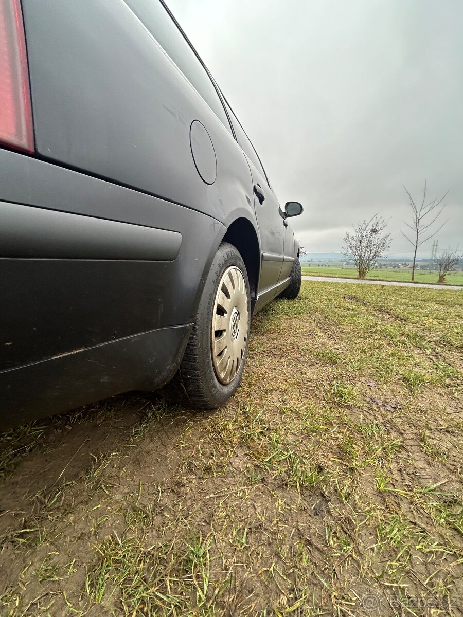 VW PASSAT B5.5 VARIANT 1.9 TDI COMBI - 4