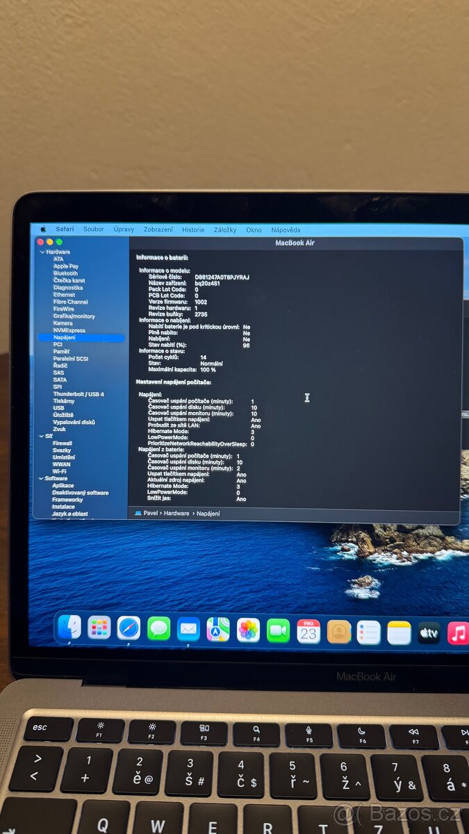 Apple MacBook Air M1 13" 8GB RAM 256GB SSD disc - 4