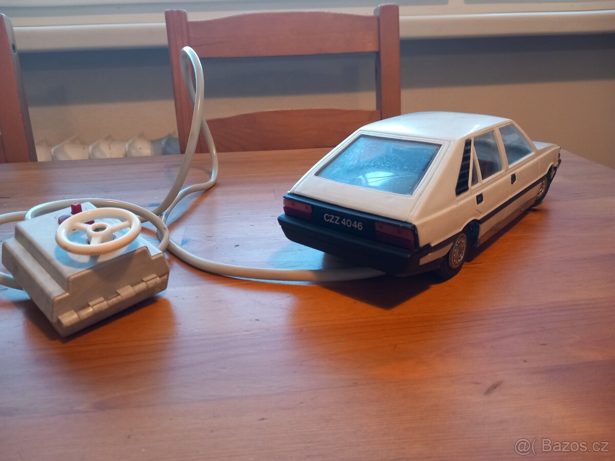 Polonez na bowden, retro autíčko - 4
