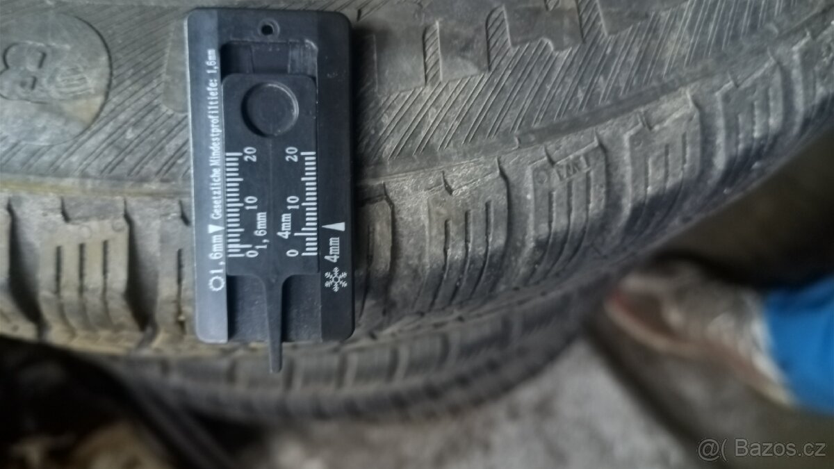 175 65 R14Mitsubishi Space zadní světlo - 4