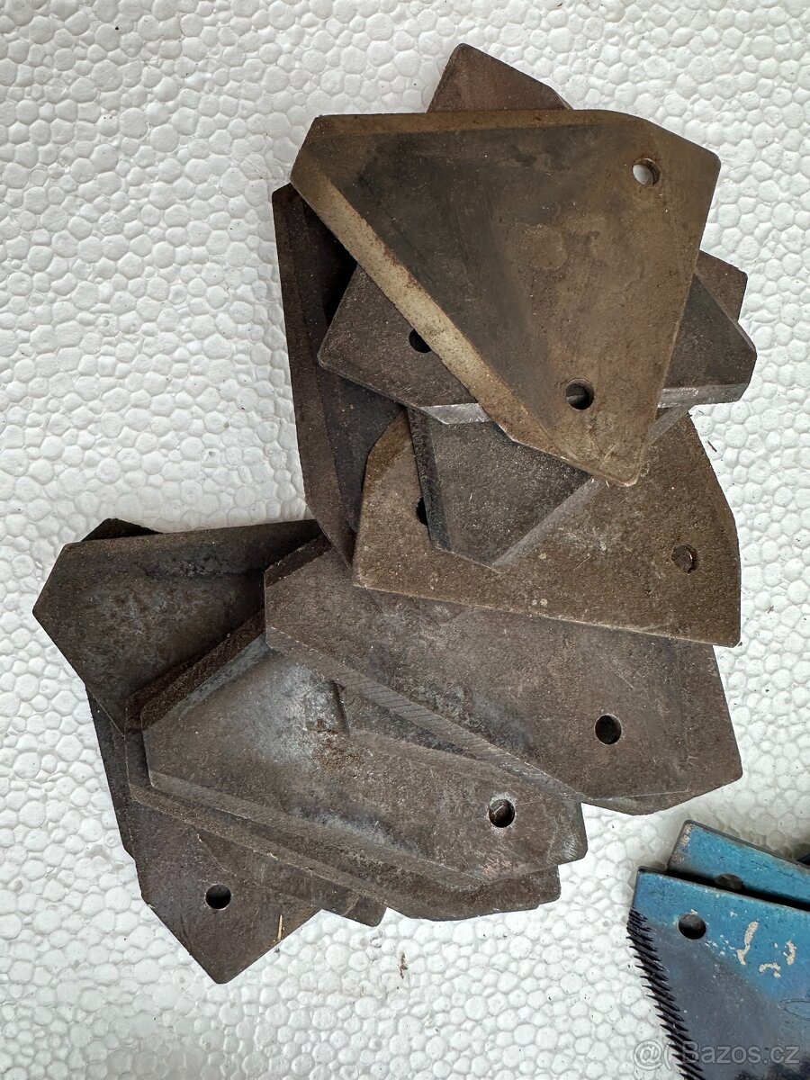 Náhradní díly na sekačka mf 70 - originál - 4