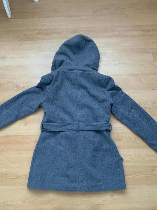 Kabát šedý vel. 38 - 4