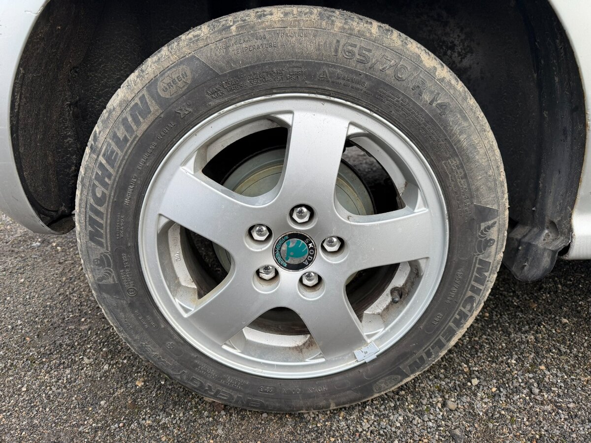 Náhradní díly Škoda Fabia. - 4