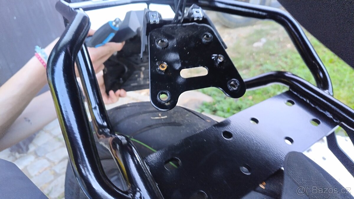 QJ motor SRK 125S - 4