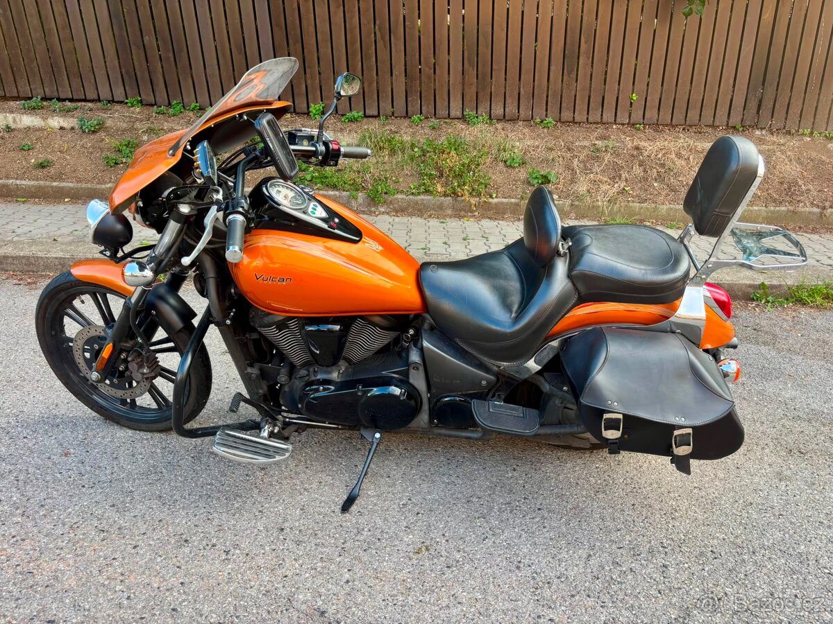 Kawasaki Vulcan 900 Custom 2013 - 4