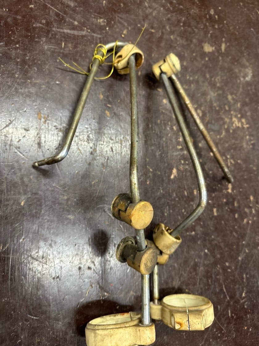 Predám držáky plexištítu JAWA 250 350 - 4