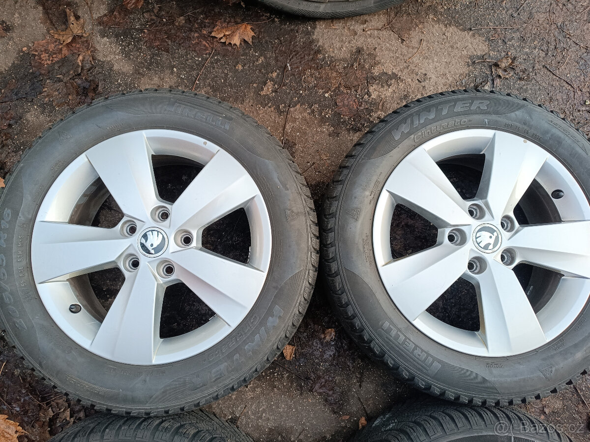 Škoda Octavia III - alu 6x16 et48 + zimní 205/55/16 - 4