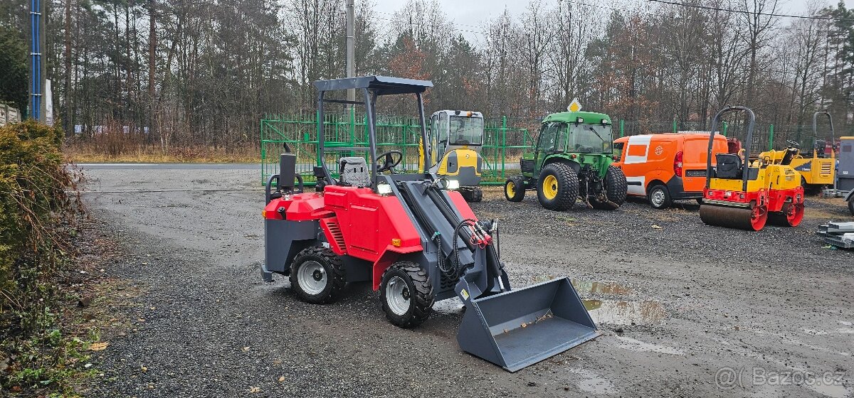 Kolový nakladač SDLOOL S30 Avant Multione - 4