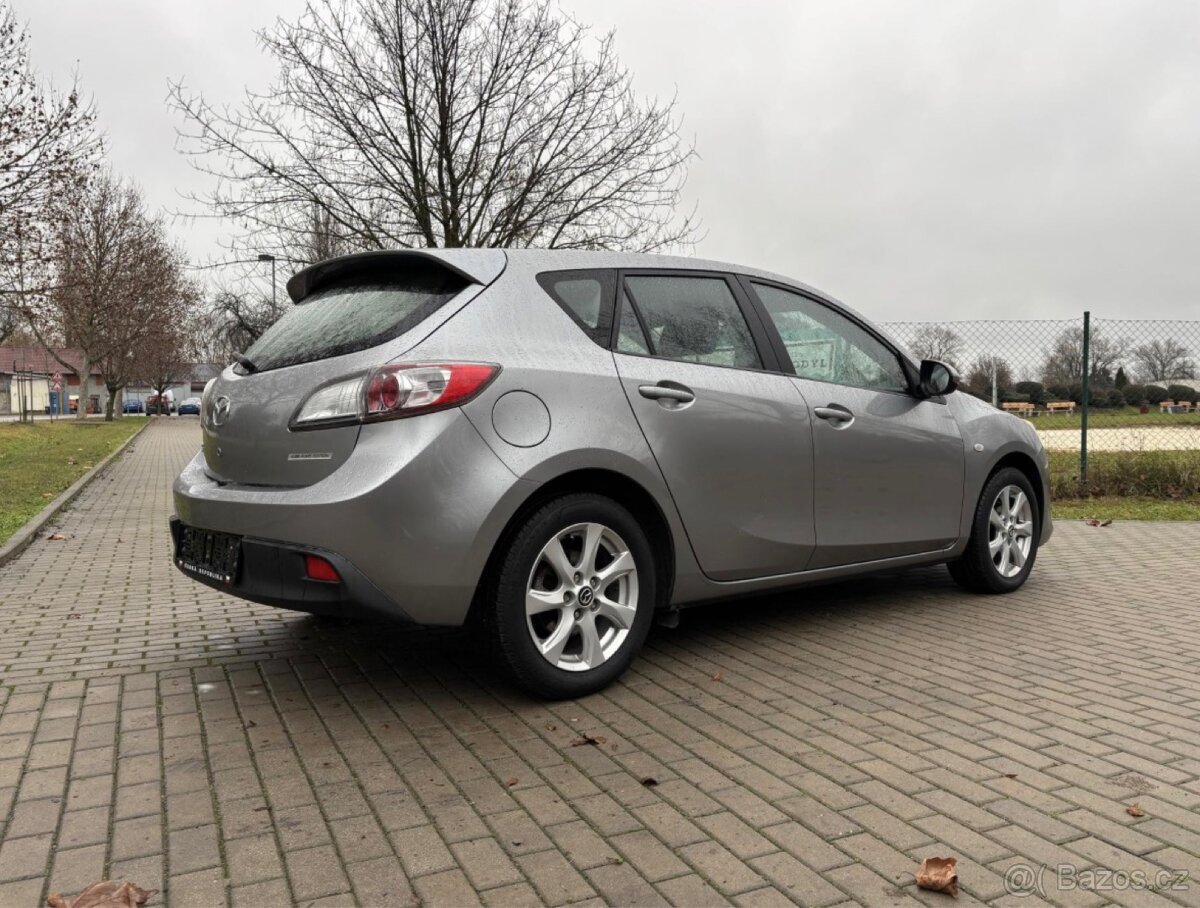 MAZDA 3 1.6 77 KW 90TH ANNIVERSARY 2010 - BENZÍN - 4