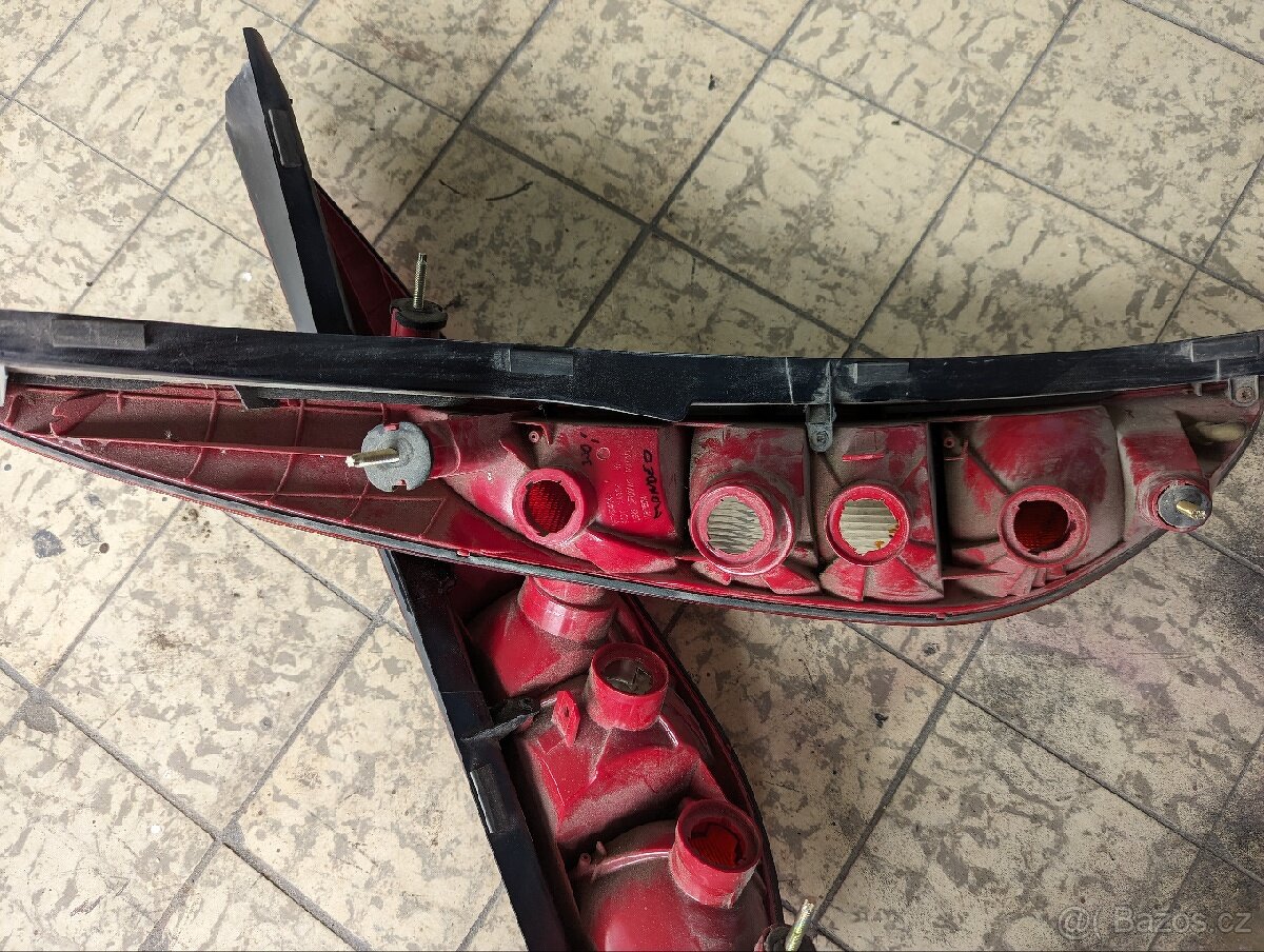 Ford Mondeo zadní světla - 4