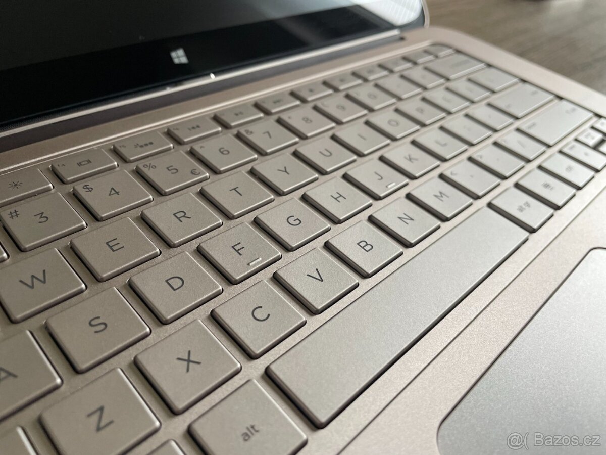 notebook - tablet - STAV JAKO NOVÝ - HP Spectre 13 x2 Pro - 4