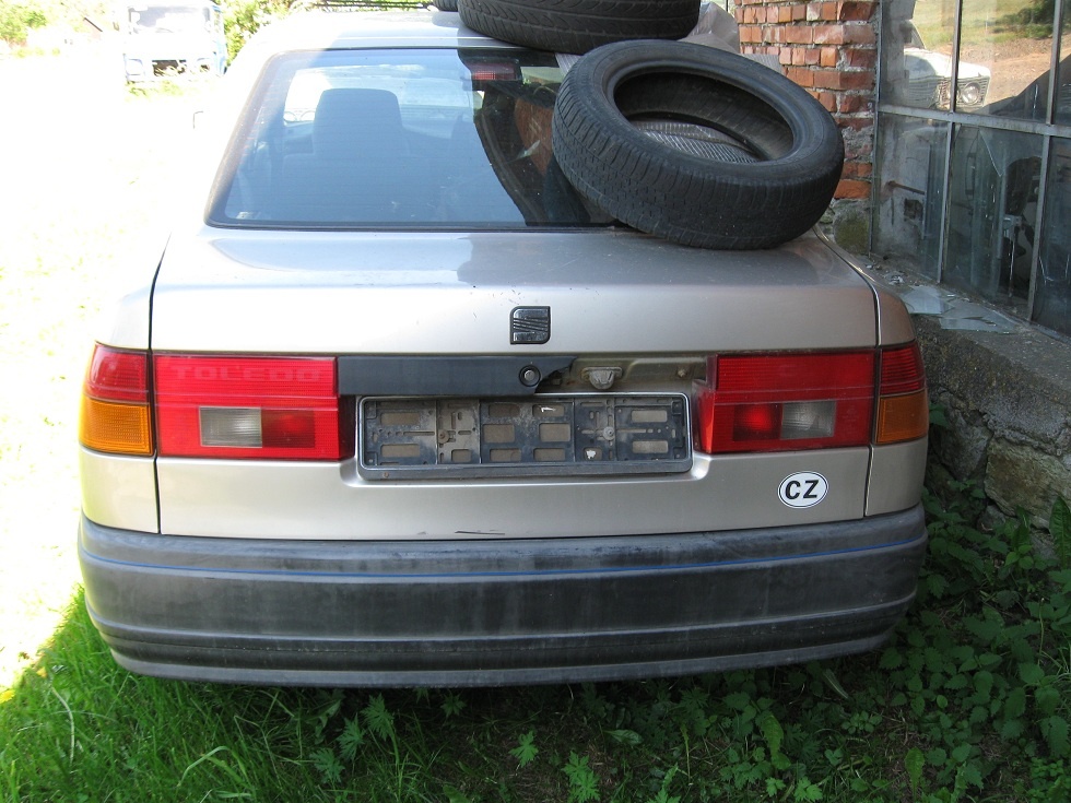 Seat Toledo 1.6,1.8 - 4