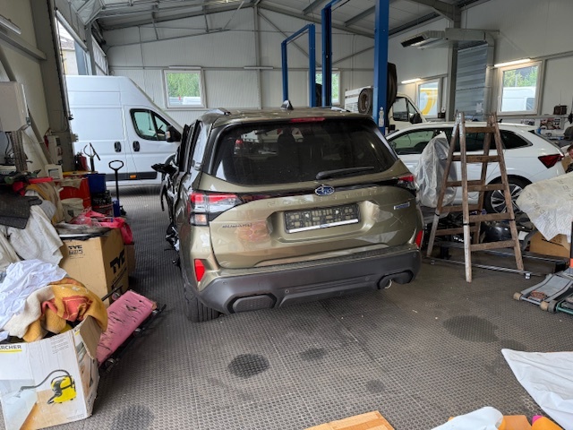 Subaru Forester E Boxer - 4