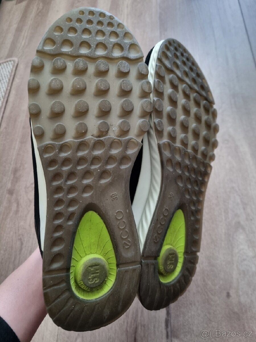 Černé tenisky/boty Ecco, vel. 39 - 4