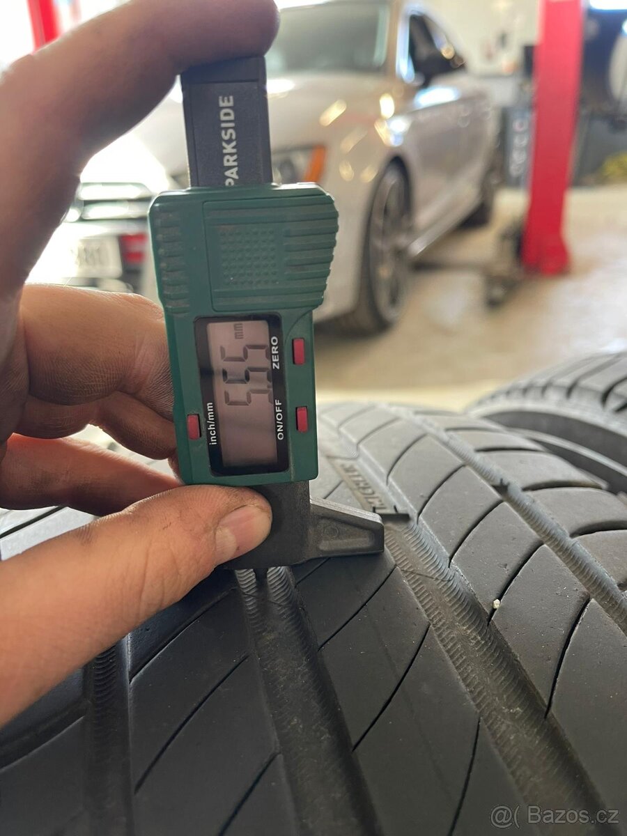 Michelin 225/60 r17 - 4