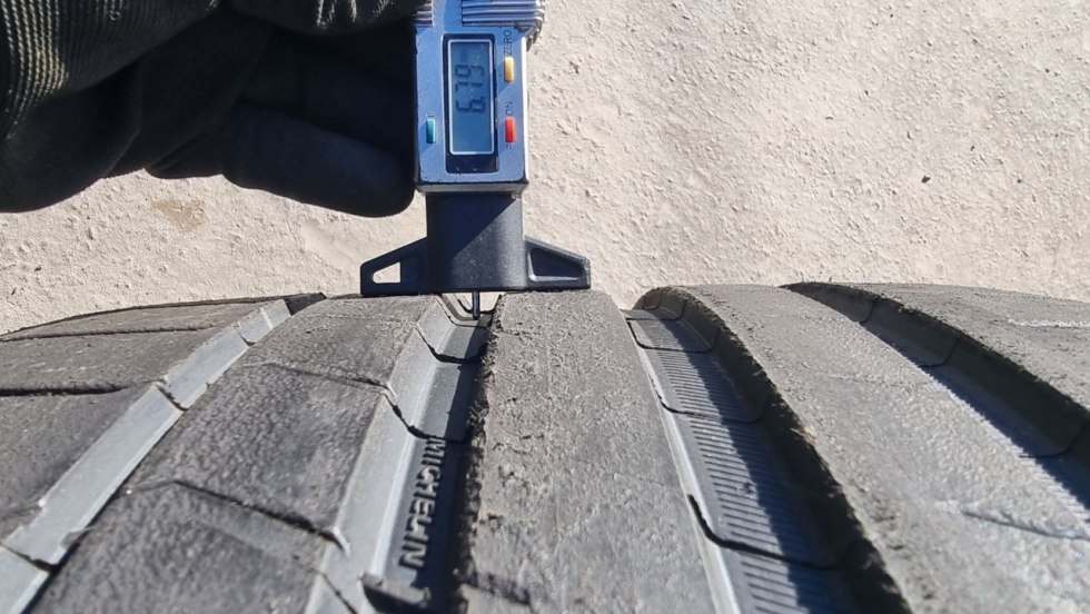 Letní pneu 305/30/21 Michelin - 4