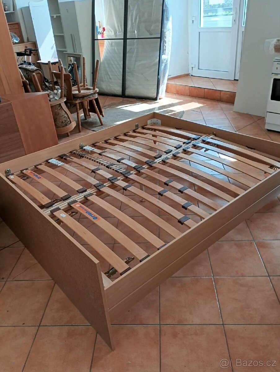 Postel 180x200 s rošty - 4
