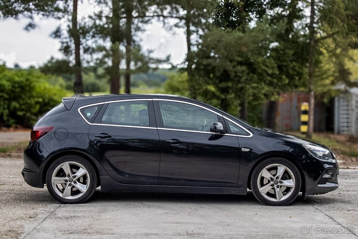 Opel Astra 2.0 CDTI 143kW - 4