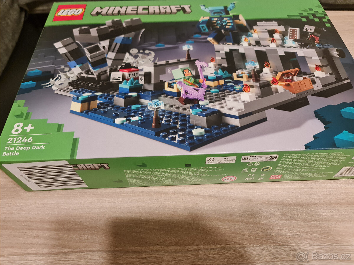 LEGO® Minecraft 21246 Bitva v Deep Darku + dárek - 4