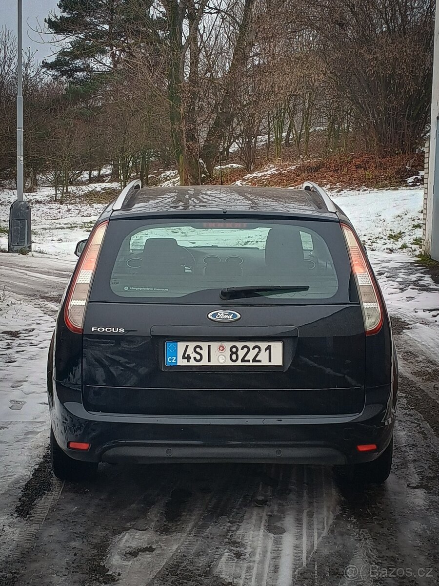 Ford Focus mk2 | 1.6 benzín | Nová STK - 4