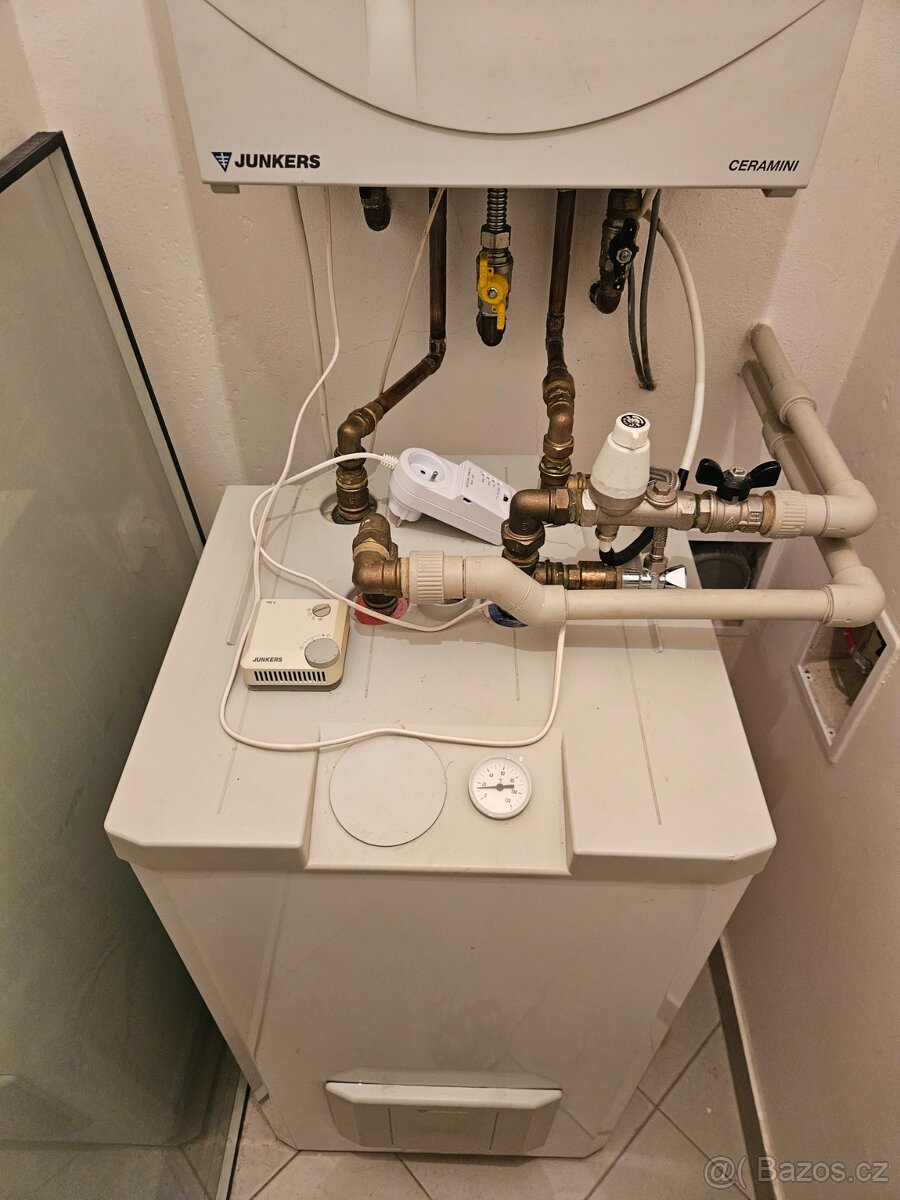 Plynový kotel a zásobník TUV JUNKERS - 4