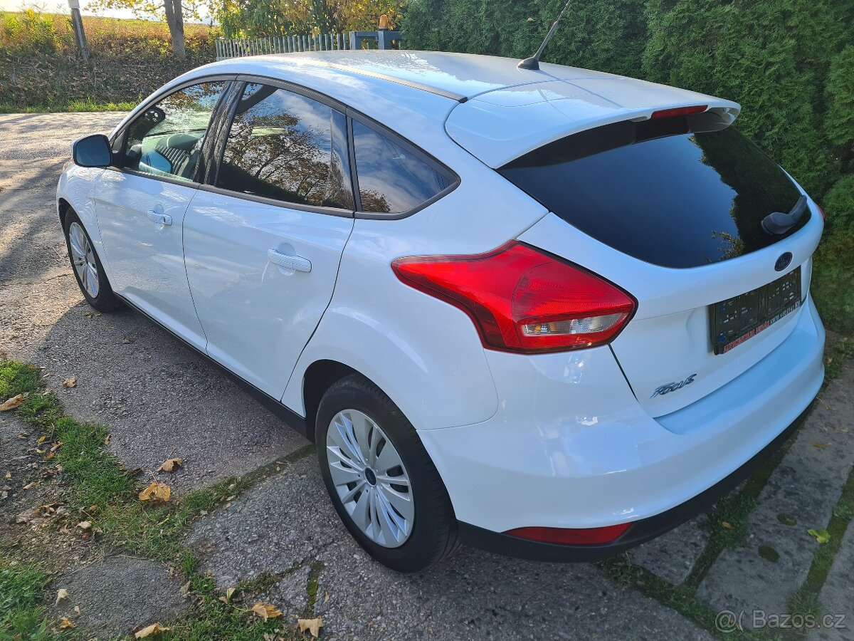 Ford Focus 1.0 Trend 74 kW - 4