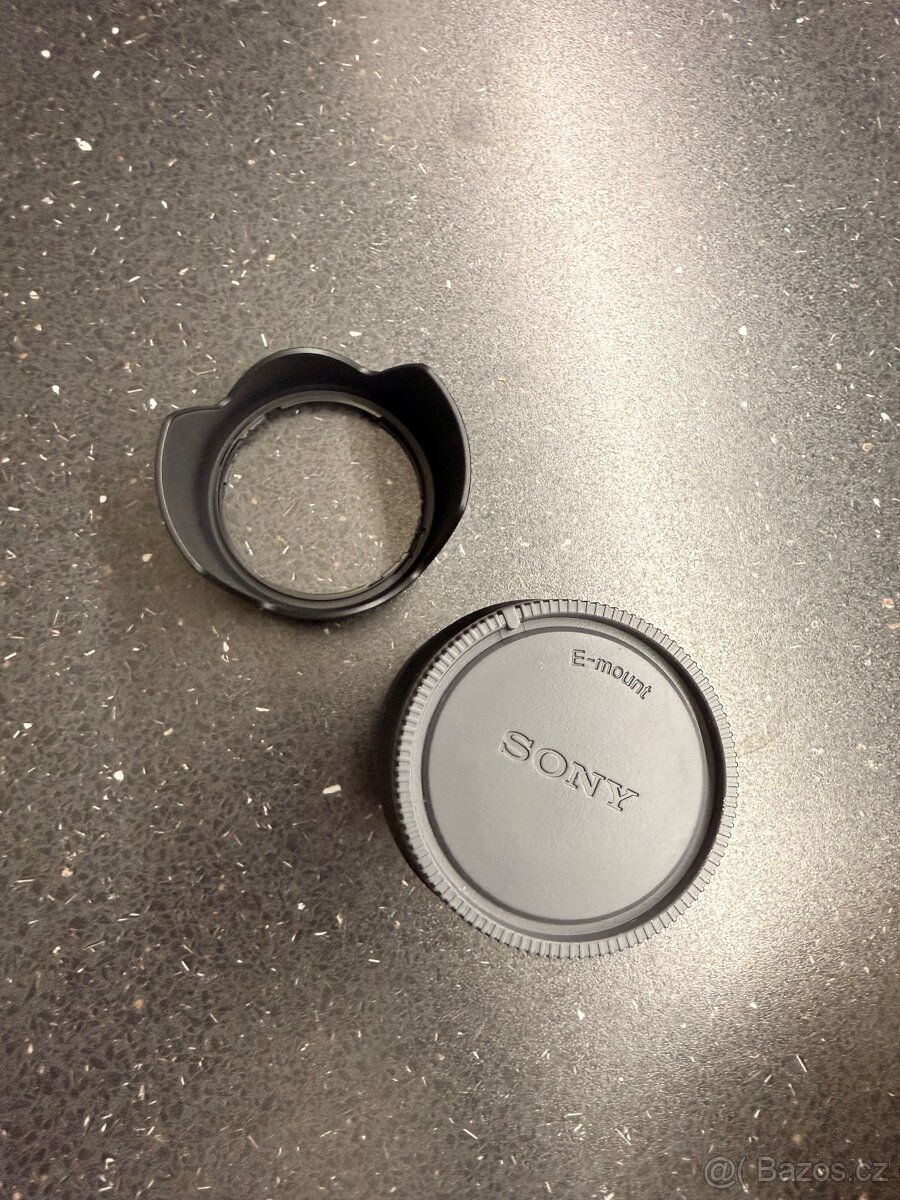 Objektiv Sony E 18-135mm f/3.5-5.6 OSS - 4