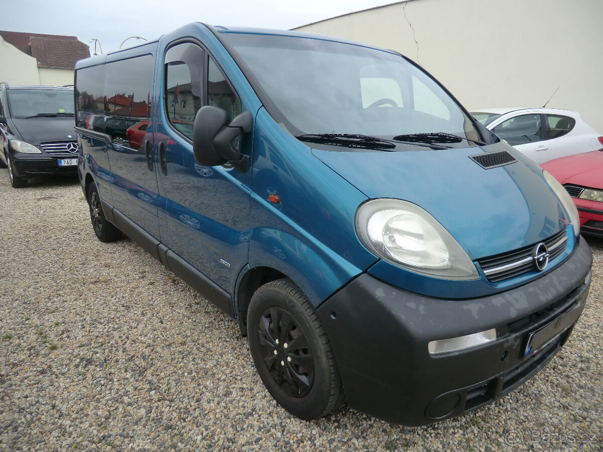 Opel Vivaro, 2.5CDTi 6 MÍST TAŽNÉ ZAŘÍZENÍ - 4