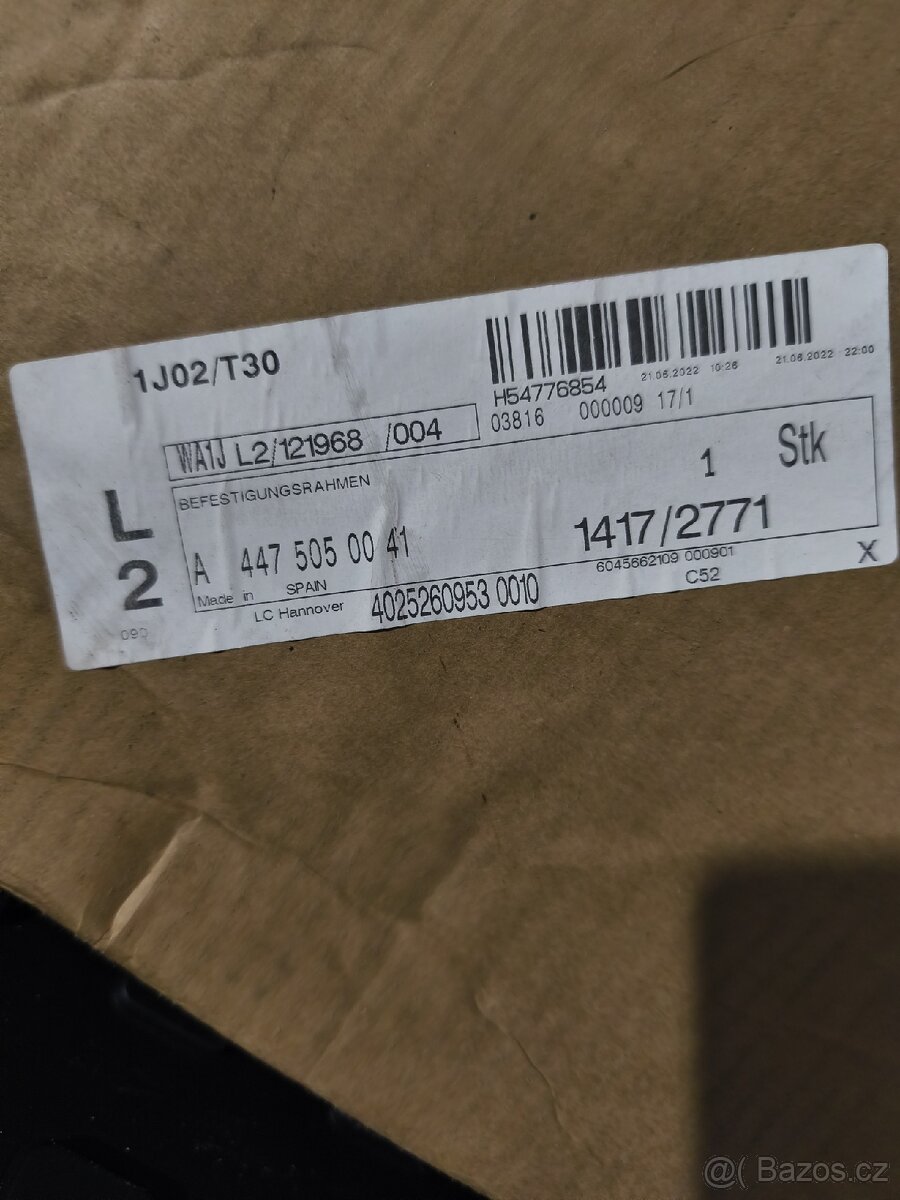 Podpora chladiče Mercedes (A 447 505 00 41) - 4