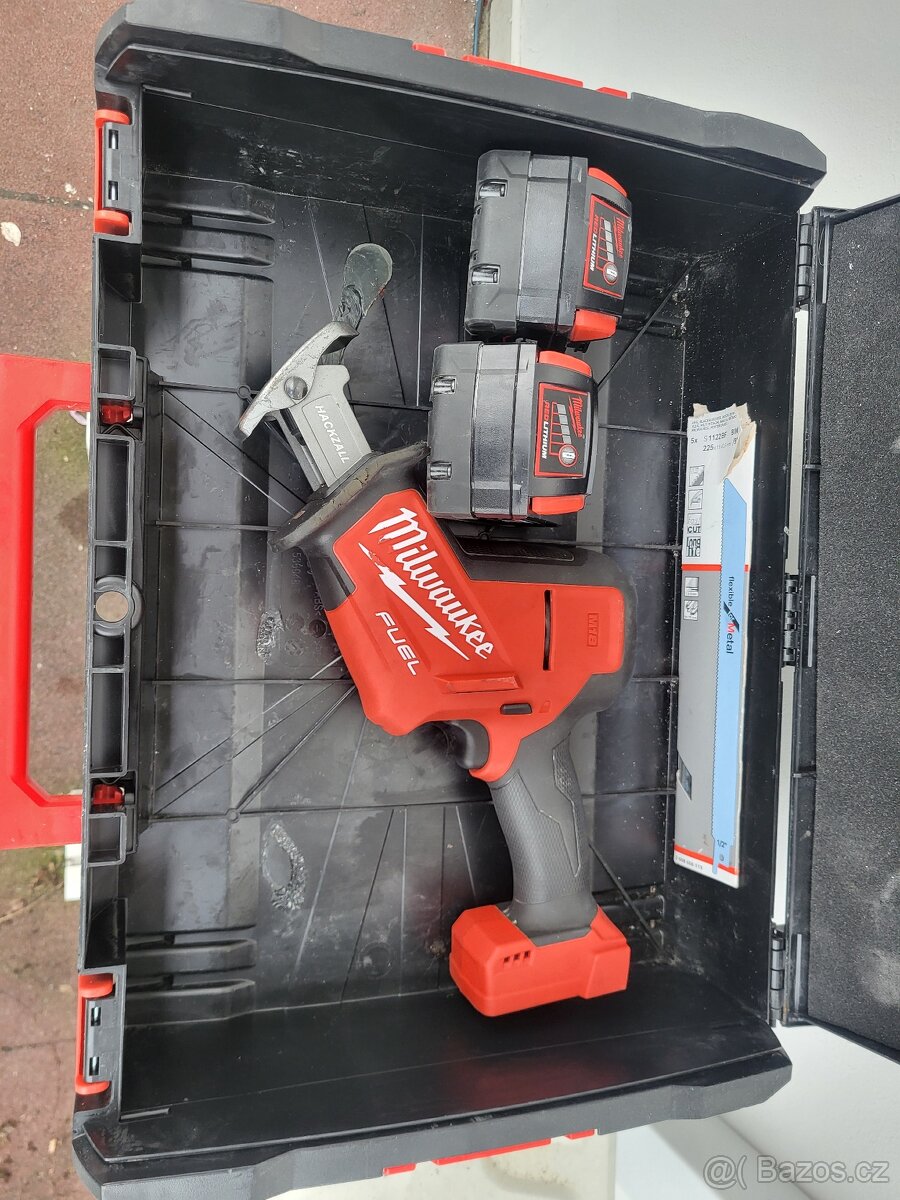 Pila na kov Milwaukee 2025 rok + baterky - 4