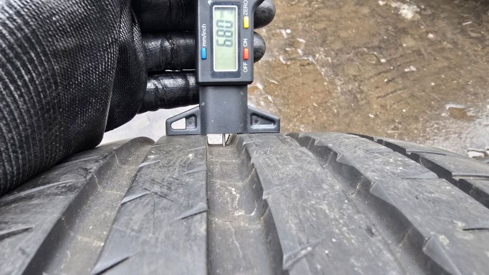 Letní pneu 225/40/18 Michelin - 4