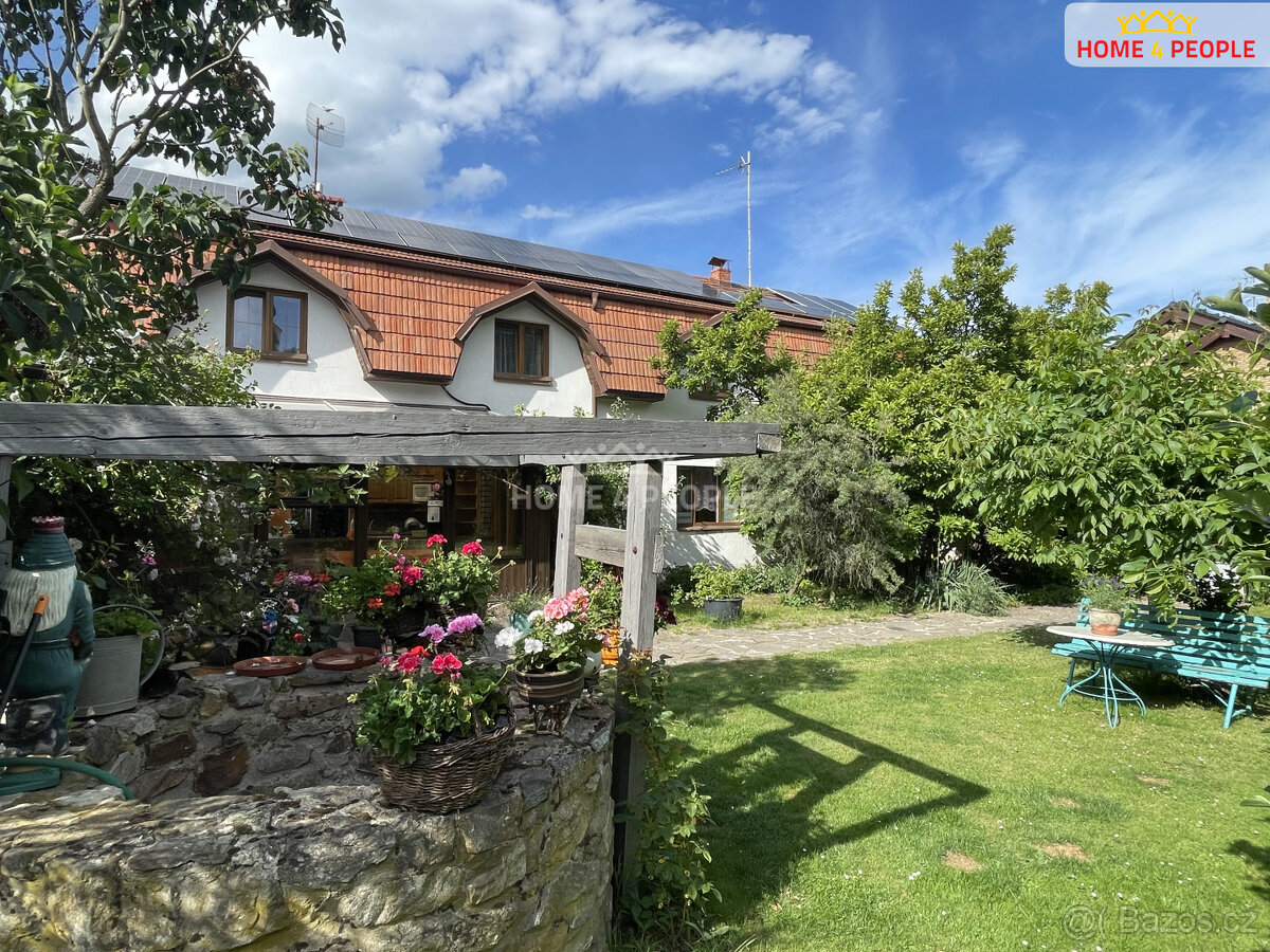 Prodej penzionu 222 m2 se zahradou, CP 1.261 m2, Votice - 4