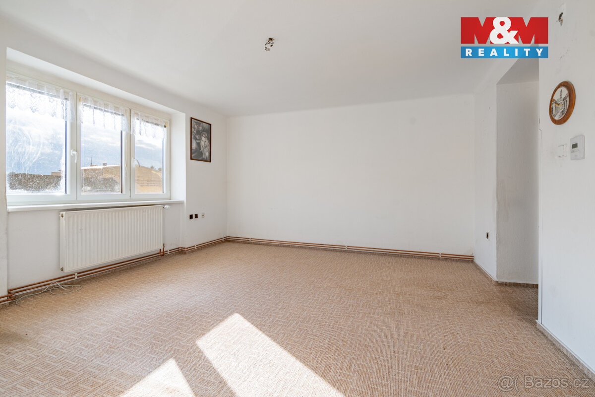 Prodej bytu 2+1, 69 m², Trhové Sviny, ul. Sídliště - 4