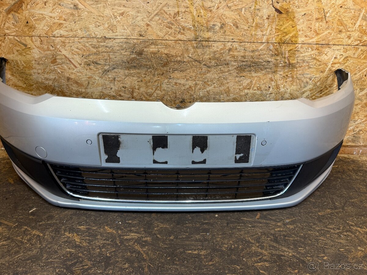 PŘEDNÍ NÁRAZNÍK VW TOURAN 1T3 LR7L - 4