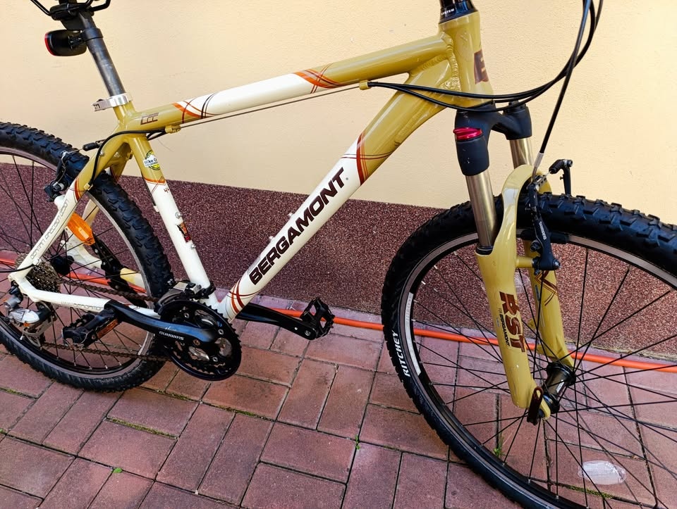 Kolo Bergamont - ALU rám 17" - DEORE LX - 4