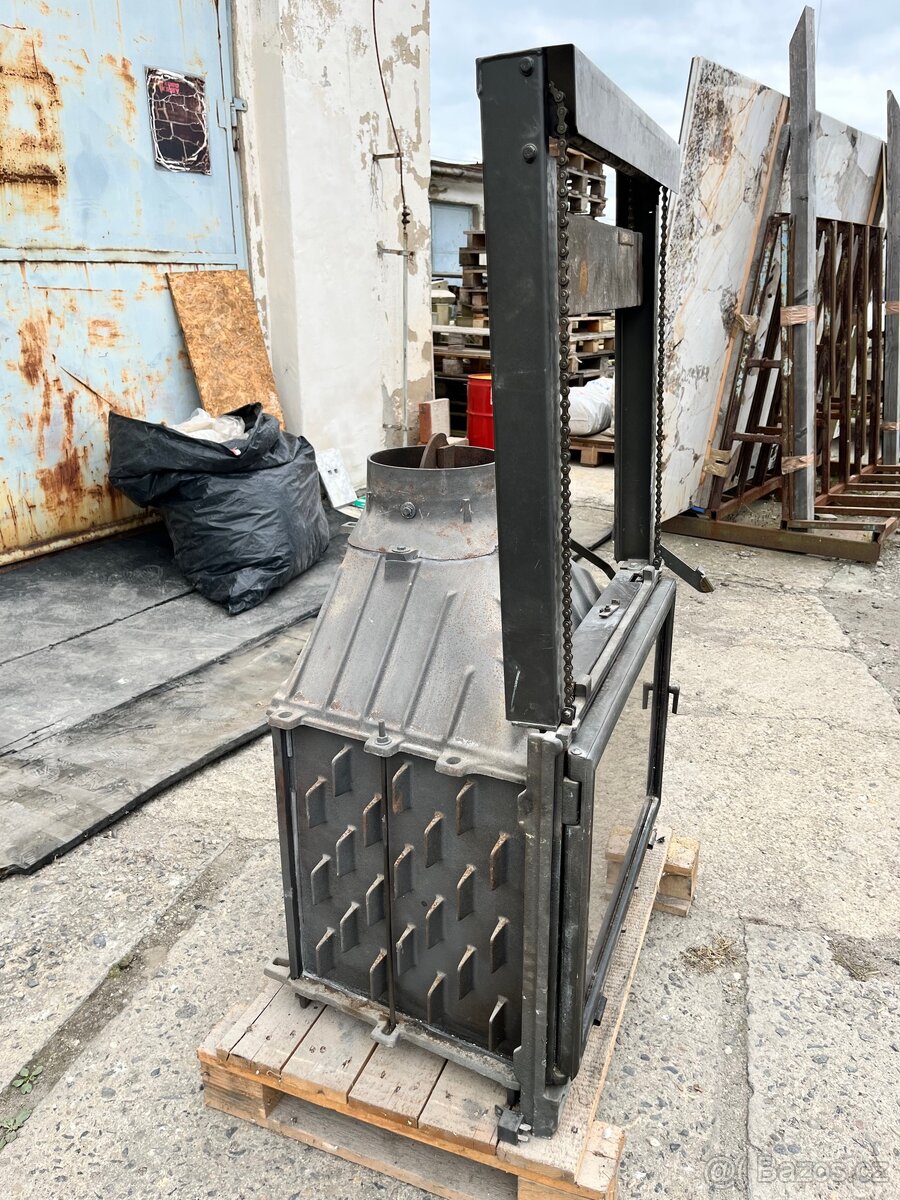 Litinová krbová vložka seguin se zdvihem 12kw - 4