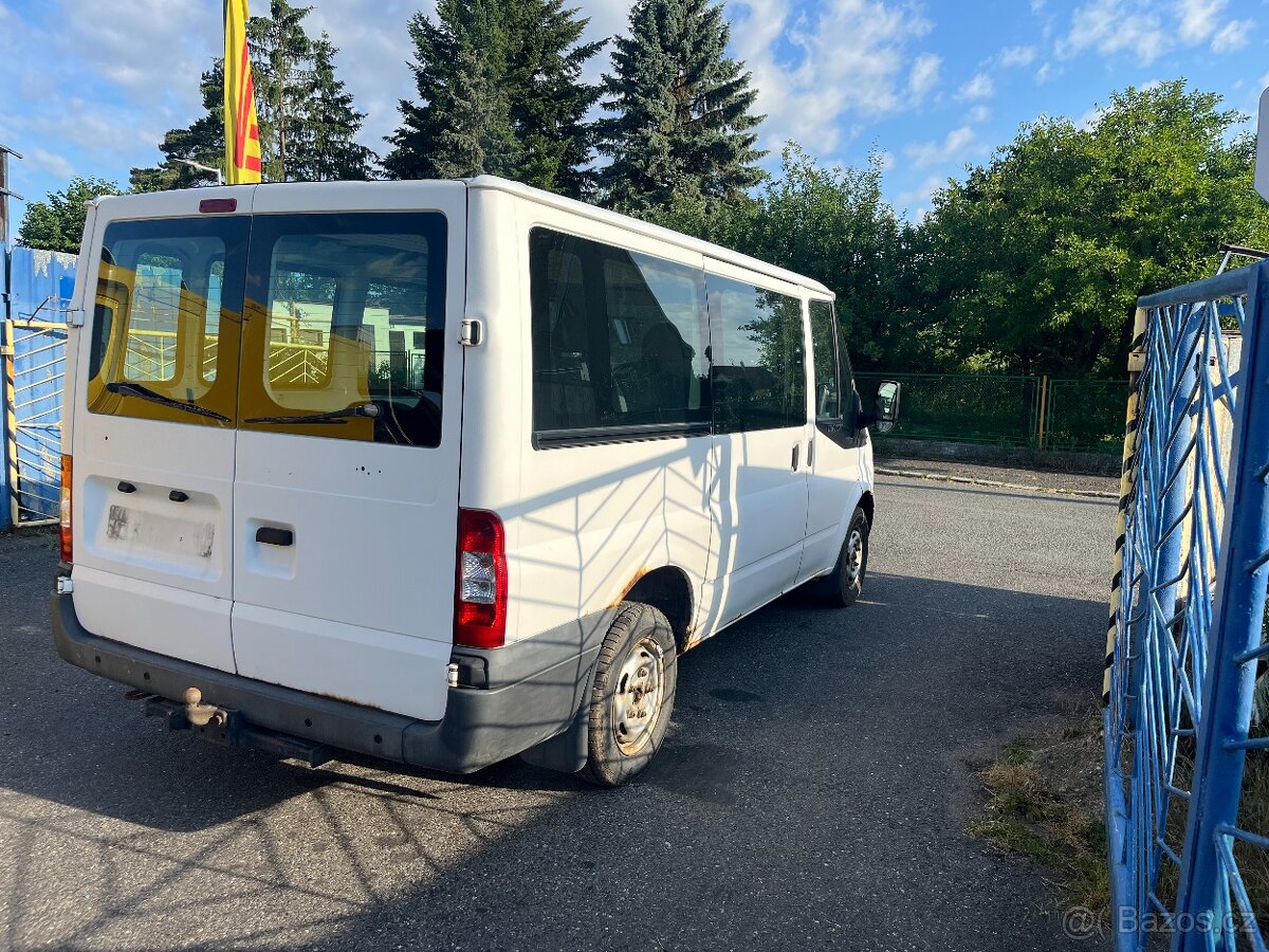 Ford Transit 2.2 TDCi bus pro 9míst - 4