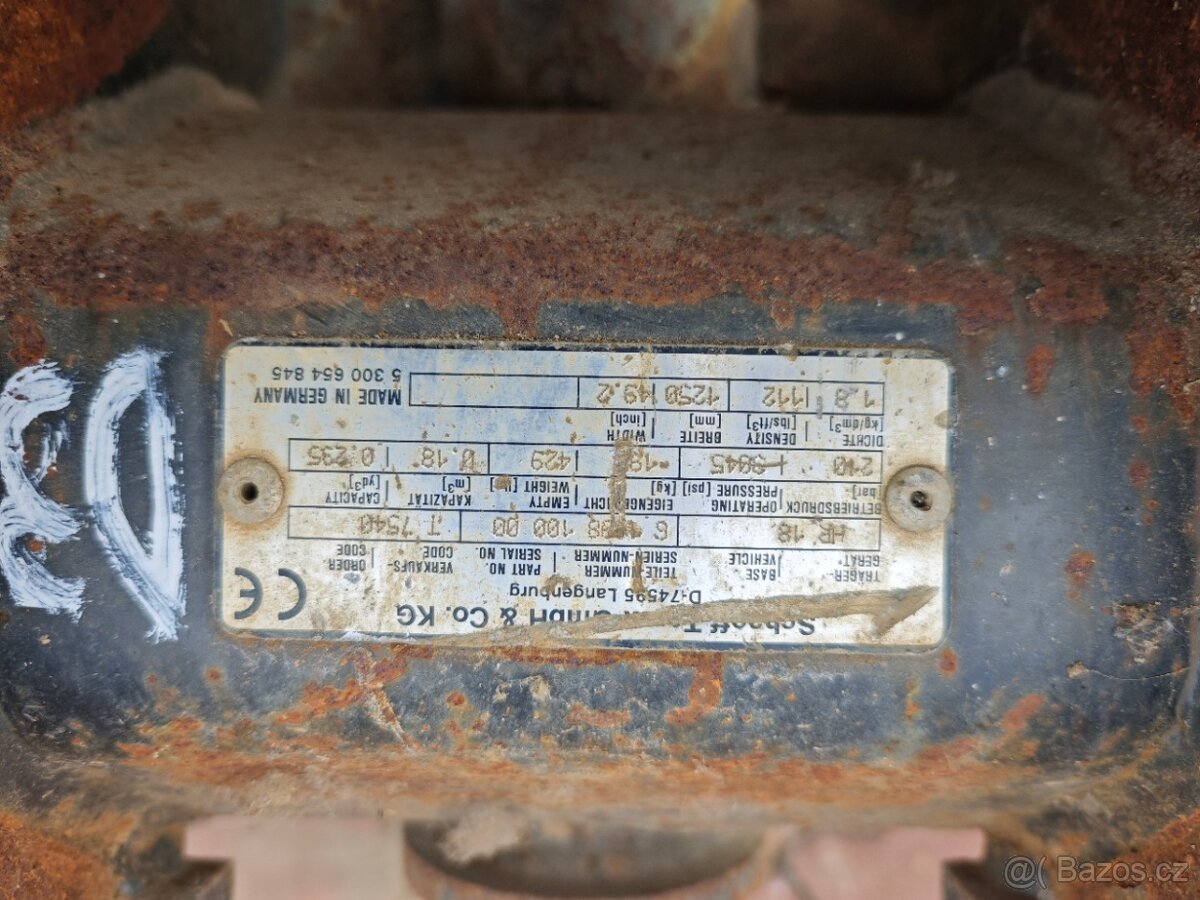 Lžíce svahová hydraulická 120 cm, D3 - 4