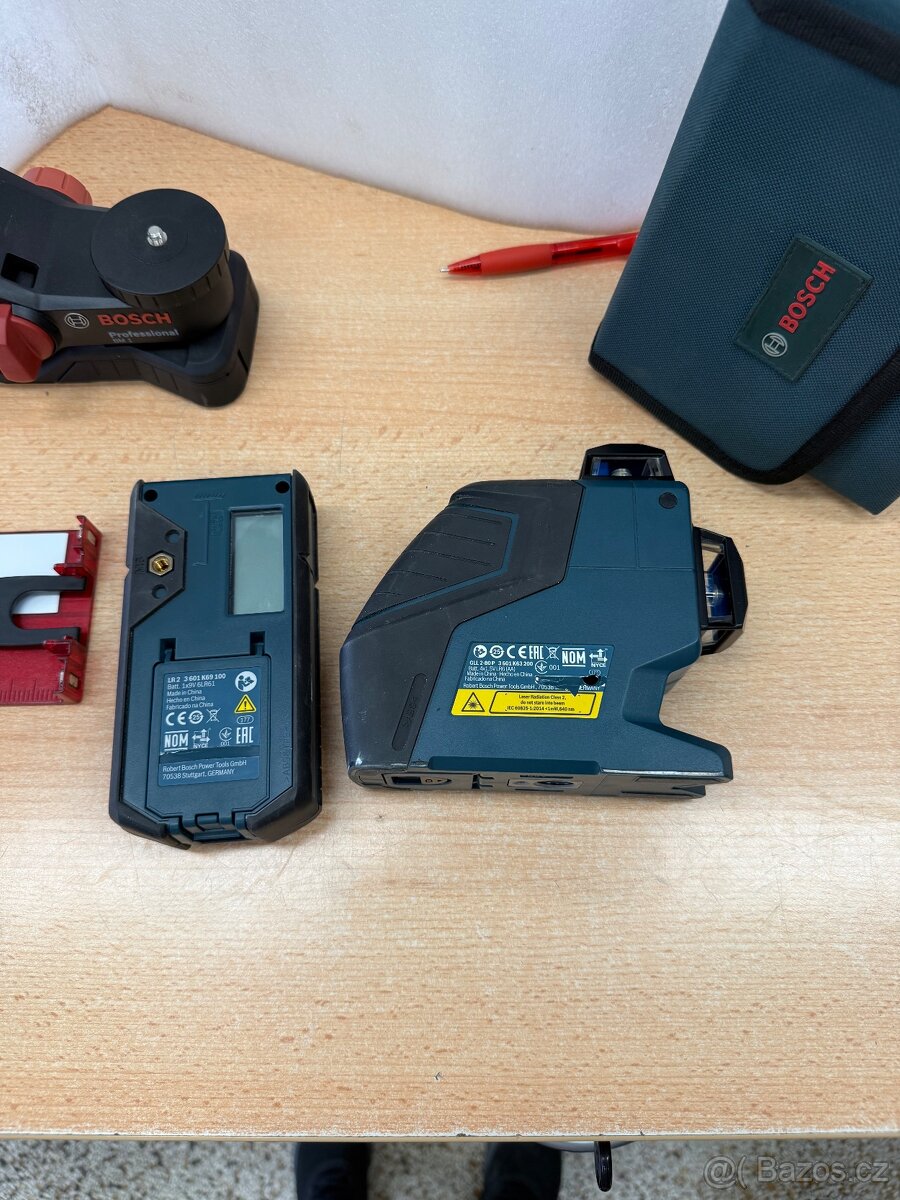 Prodam laserBOSCH GLL2-80 P+ profesional BOSCH LR2 - 4