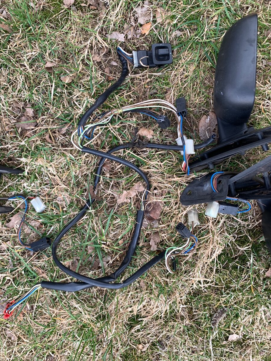 Golf mk2 zpětná el. zrcátka elektrická - 4