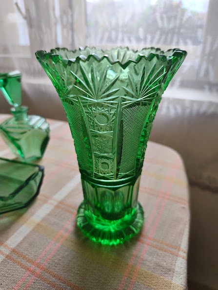 Souprava ze zeleného skla - 4