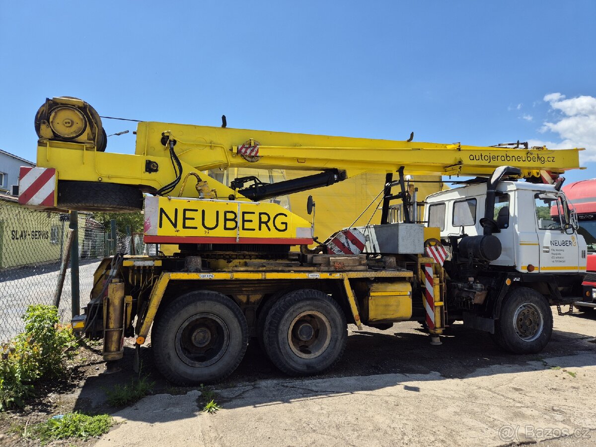 Autojeřáb TATRA 815 AD 20 – pracovní stroj - 4