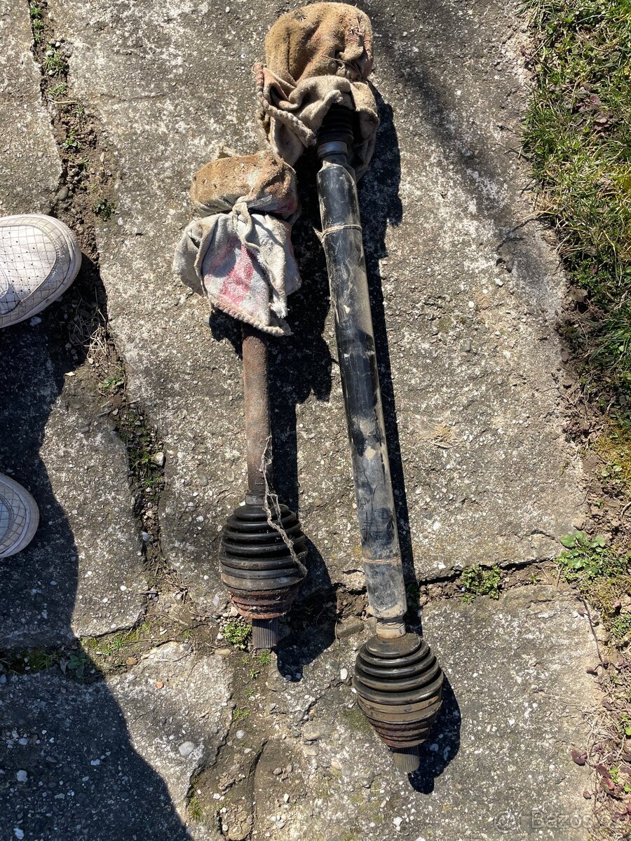 Díly na octavia 2 - 4